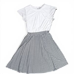 LARK + GREY White Short Sleeve Houndstooth Skater Dress